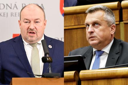 National Coalition leader Rudolf Huliak (l) and Slovak National Party leader Andrej Danko (r).