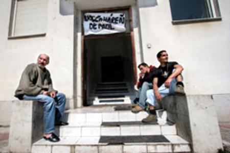 Helping the homeless is one of NGOs' priorities.