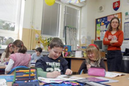 Critics say the new education bill includes trivial details without making fundamental reforms. 
