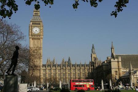 Slovaks mostly work in the service sector in Britain