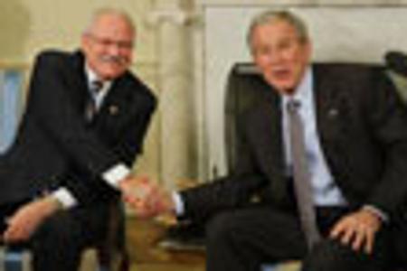 Presidents Ivan Gašparovič and George W. Bush met at the White House on October 9.