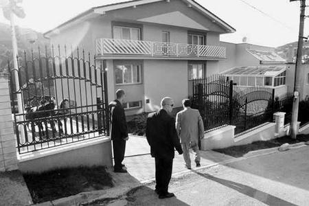 Mečiar's luxurious Elektra villa is now debt-free.
