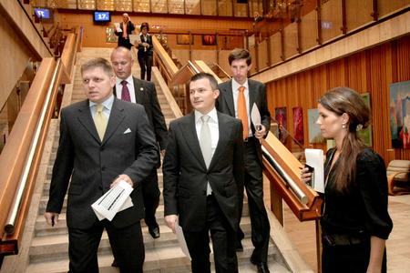PM Robert Fico and Finance Minister Ján Počiatek 