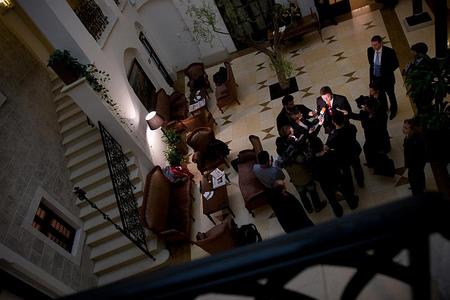 Prime Minister Robert Fico talking to the press. Or to former spies?