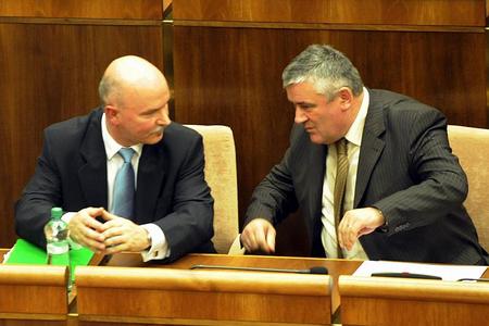 Marian Janušek (left) and Ján Slota.