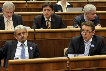The opposition felt the tyranny of the majority, IVO said.