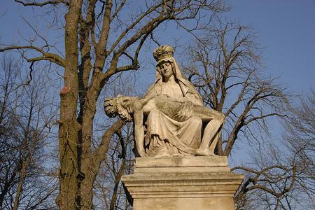 Mary grieves, Slovaks relax. 