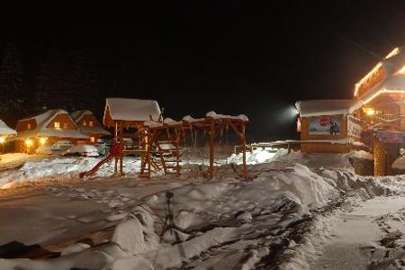The SkiZábava Hruštín resort at night.