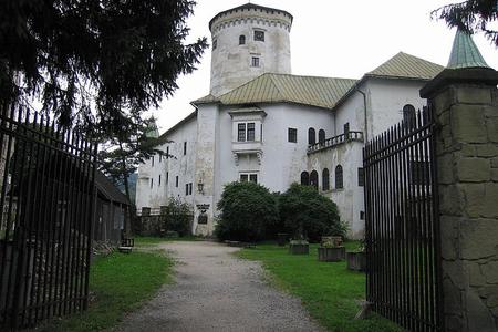 Budatín Castle will display modern art starting April 16.