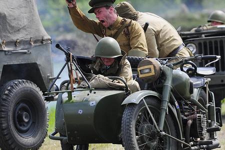 World War II returns to Košice through a re-enactment. 