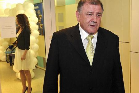 Vladimír Mečiar last appeared in front of the cameras on election night. 