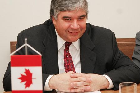  Van Loan, Minister of International Trade of Canada