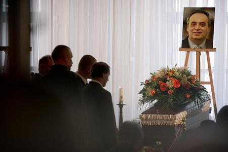 Police solve the murder of prominent lawyer