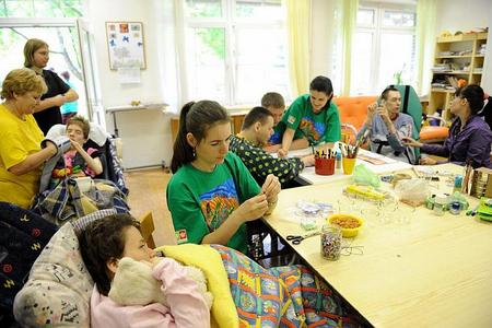Employees are donating their time to help others.