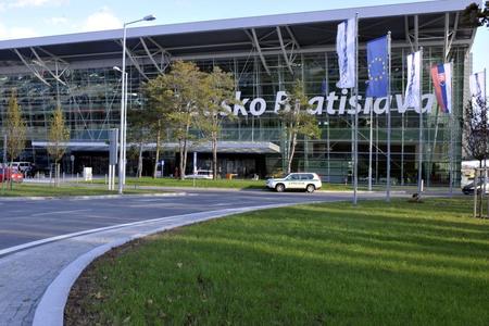 The entry of a strategic investor would mean additional resources for Bratislava Airport. 