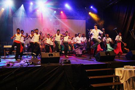 Young dancers show off their steps at the Cigánsky Bašavel. 