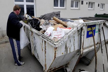 Municipal waste can be used to generate heat and electricity.