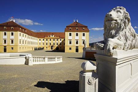 Schlosshof 