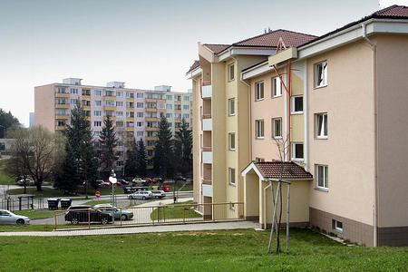 Many Slovaks prefer commuting to work on a daily or weekly basis rather than change their permanent address. 
