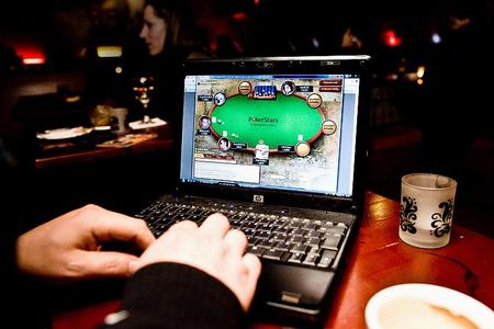 The idea of blocking internet acesss to gambling sites has raised hackles.