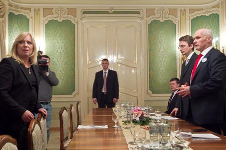 The main players  prepare to negotiate.