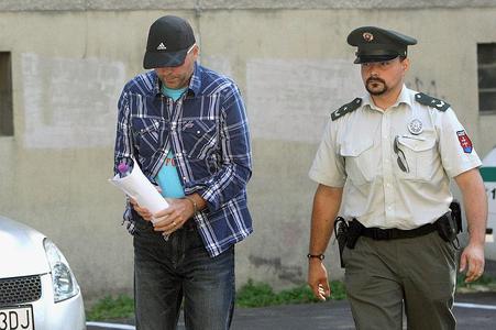 Corruption in Slovakia – including graft at high levels - must be addressed by the political parties, say campaigners. 