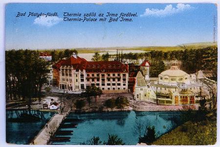 A historical viewof the hotel.