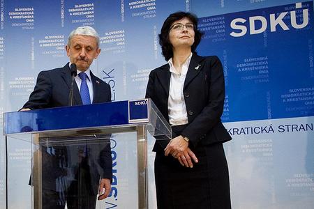 Old and new? The present and possible future leader of the SDKÚ, Mikuláš Dzurinda and Lucia Žitňanská.