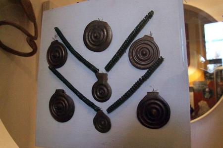 Mycenaean-pattern bronze treasures were found in 1961 and date back to 1500 BC.