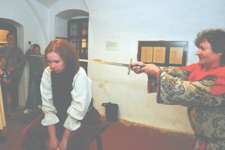 An execution is re-enacted at Miklušova väznica (Mikluš' Prison) in Košice. 
