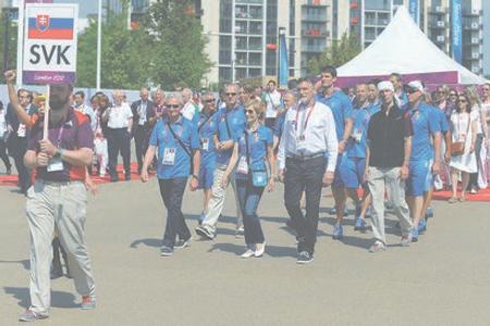 The Slovak Olympic team arrives in London.