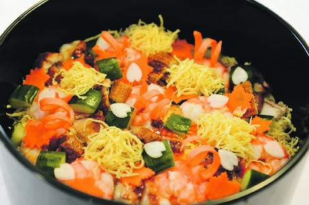 Chirashi sushi