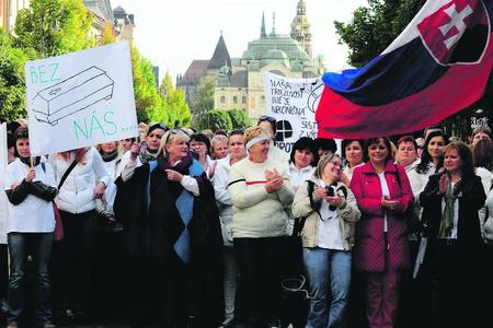 Nurses rallied in Košice on October 10.