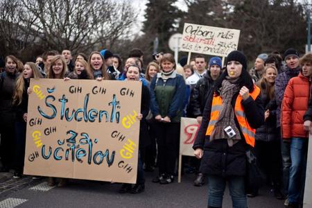 Some students have supported teachers in their fight for higher salaries.