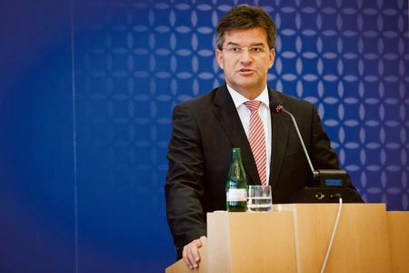 Slovak diplomats eye top UN job