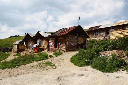Busting the Roma welfare myth