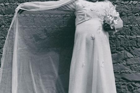 Graciela Iturbide - Fiesta and Death