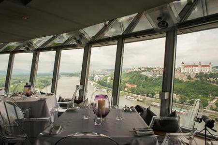 The restaurant UFO watch.taste.groove has one of the most attractive locations in the city, with a 360 degree view over Bratislava