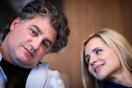 José Cura and Linda Ballová in a press conference in Bratislava 