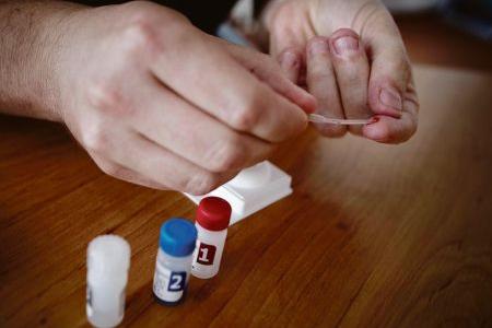 Learning one's HIV status from in-home HIV test.