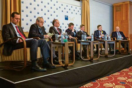Presidential candidates at the HNClub debate.