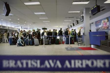 Operating flights in Slovakia remains difficult.