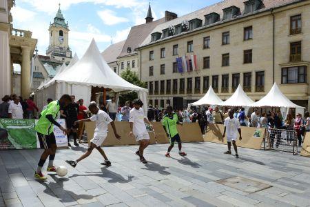 On World Refugee Day football was played in downtown Bratislava 