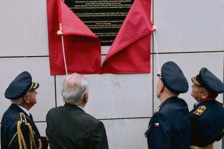 RAF memorial unveiled