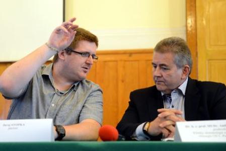 Patient Juraj Stopka (L) and surgeon Andrej Jenča