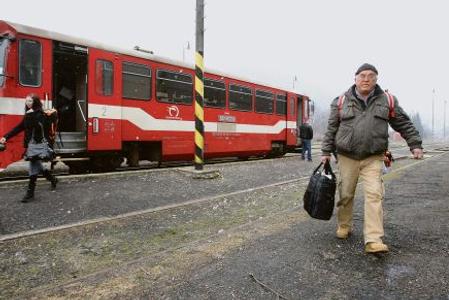 Thenewmeasure will bring more trains.