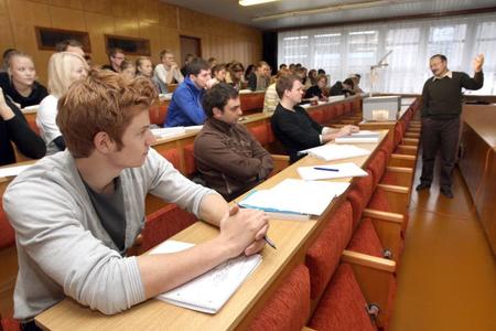 How the thesis writing business is prospering