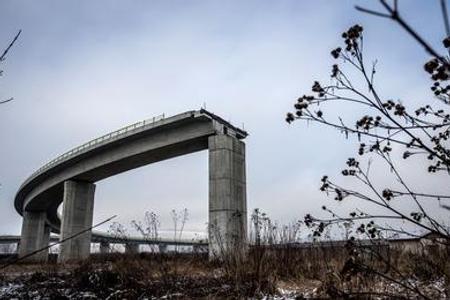 Highway bridge at Dolný Hričov