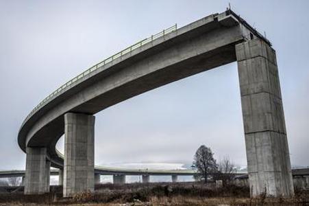 Váhostav to clear fraction of debt as part of restructuring