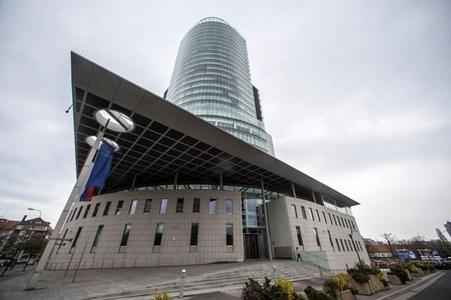 Slovakia’s economy expected to drop by more than 9 percent